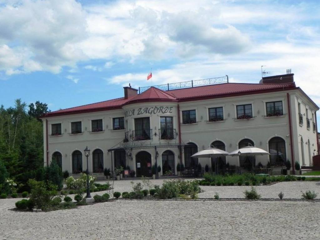 Willa Zagorze Okuniew Esterno foto